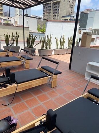 Aureia Studio Pilates Reformer